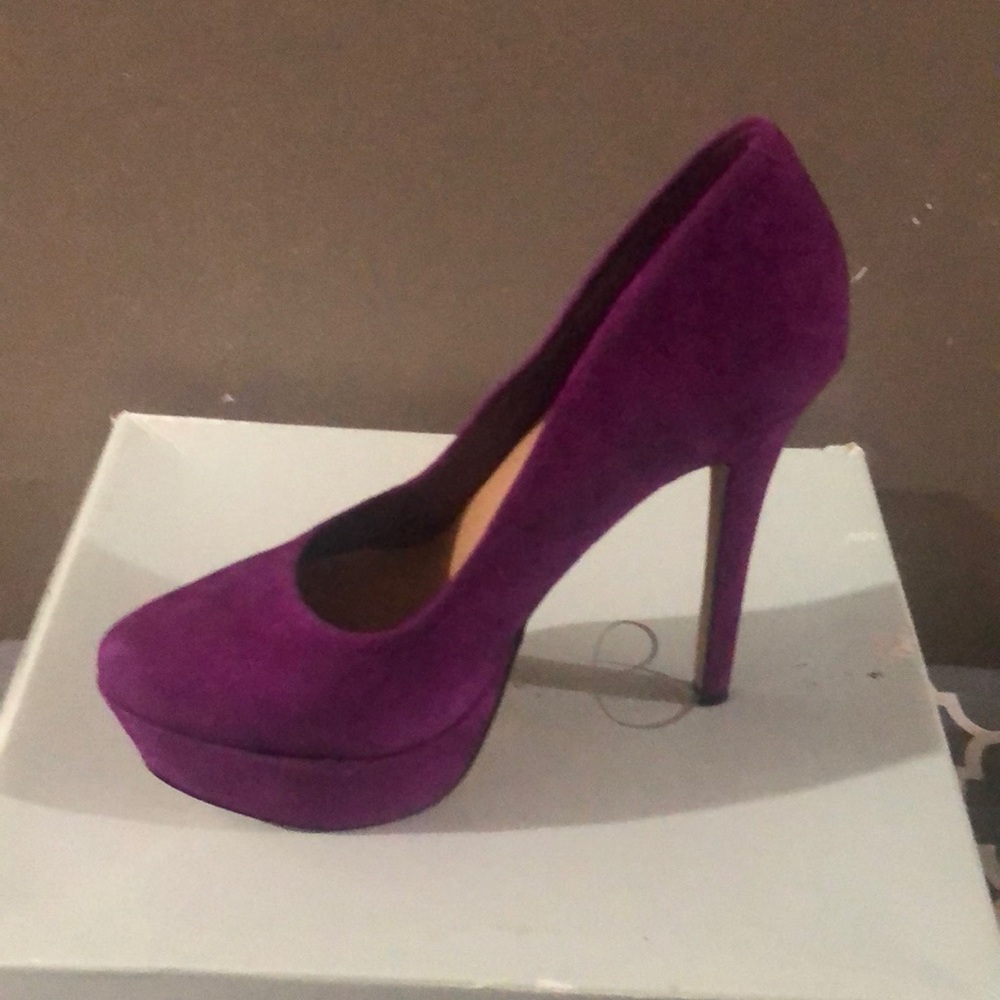 Jessica Simpson Waldo platform heels